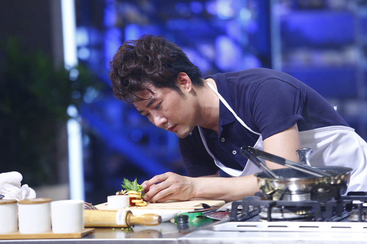 Diễn viên Khôi Trần: Nấu ăn là một cách nếm trải hạnh phúc của độc thân - Ảnh 4.