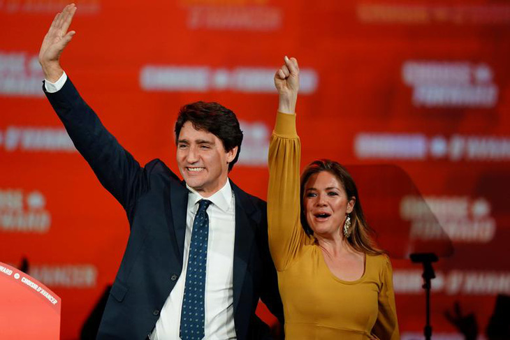 Vợ chồng Thủ tướng Canada tự cách ly vì COVID-19 - Ảnh 1.