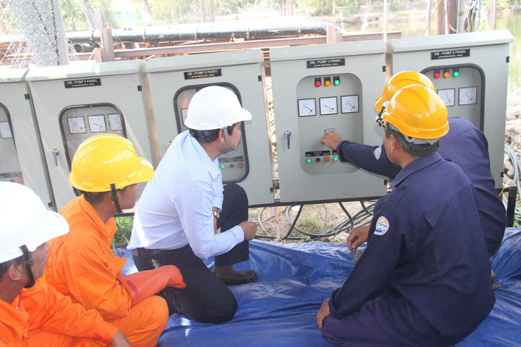 EVN SPC tăng cường cấp điện chống hạn mặn tại miền Tây Nam Bộ - Ảnh 1.