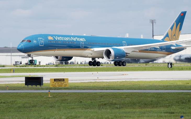 Vietnam Airlines tạm ngừng chở khách chiều từ châu Âu về Việt Nam