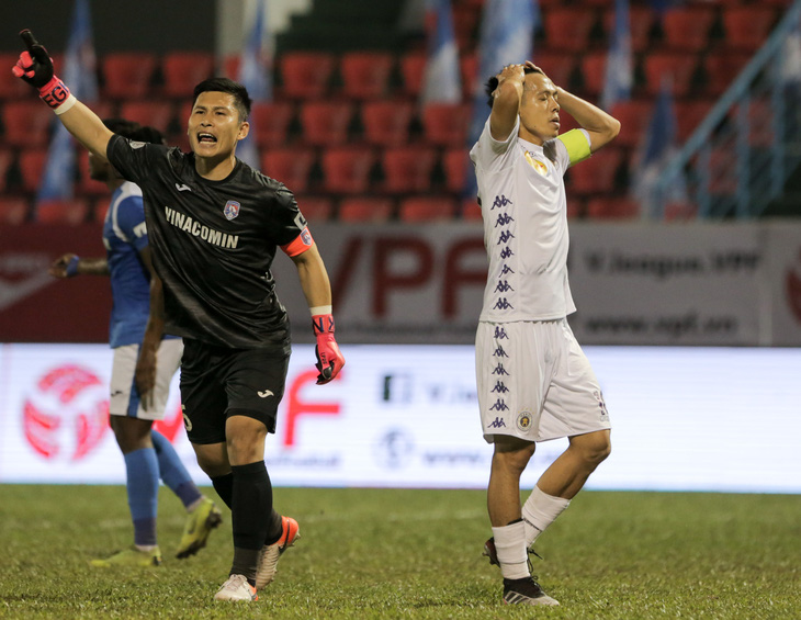 Thua Than Quảng Ninh, trợ lý HLV Hà Nội FC tự so sánh đội nhà với Liverpool - Ảnh 1.