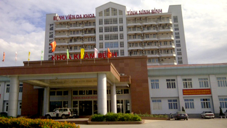 Bệnh nhân COVID-19 ở Ninh Bình đã hồi phục, 4 ca khác âm tính lần 1 - Ảnh 1.