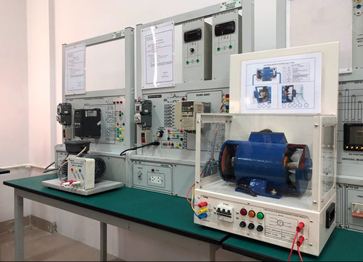 Tiếp cận lò đào tạo điện - điện tử tại Đai học Duy Tân - Ảnh 14.