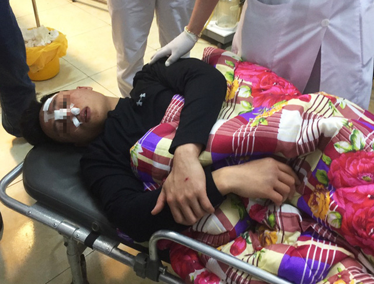 Phó Thủ tướng Trương Hòa Bình yêu cầu xử lý nghiêm những kẻ đánh bác sĩ chấn thương nặng - Ảnh 1.
