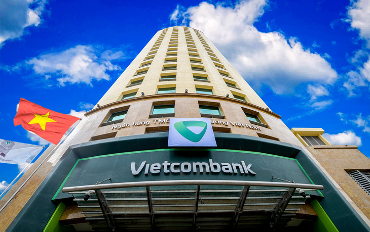 Vietcombank tiếp tục cơ cấu lại nợ và giữ nguyên nhóm nợ cho các khoản vay bị thiệt hại do COVID-19 - Ảnh 1.