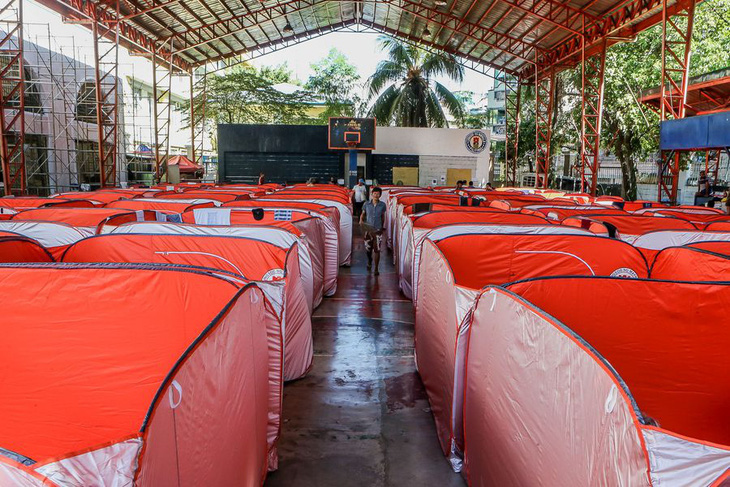 Lo COVID-19 lây lan, Philippines dựng lều cho người vô gia cư - Ảnh 3.
