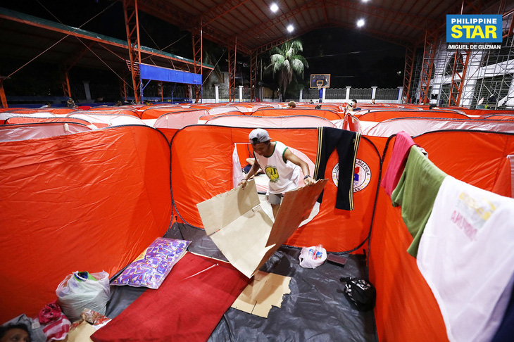 Lo COVID-19 lây lan, Philippines dựng lều cho người vô gia cư - Ảnh 6.
