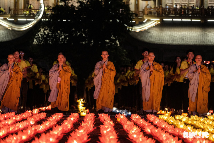 Giáo hội Phật giáo yêu cầu tăng ni cấm túc tại chùa, tự viện phòng COVID-19 - Ảnh 1.