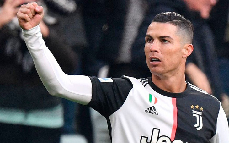 Ronaldo đồng ý cắt giảm hơn 98 tỉ đồng tiền lương