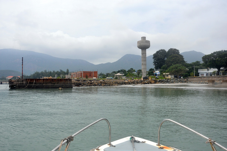 Sửa sai cho công trình cảng gây mất mỹ quan ở Côn Đảo - Ảnh 1.