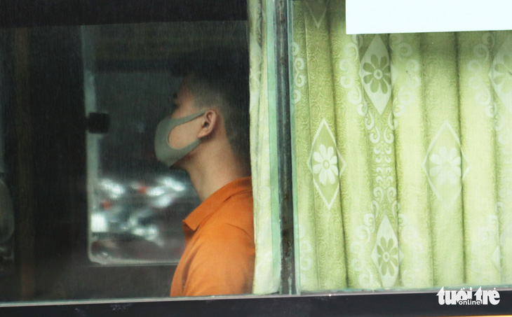 Xe buýt ở Nghệ An vẫn chạy dù có yêu cầu tạm dừng đã 3 ngày - Ảnh 6.