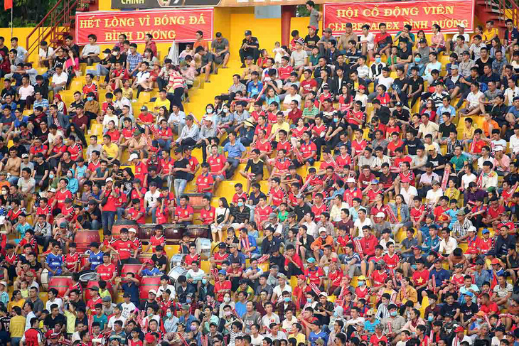 V-league 2020 thi đấu trên sân không khán giả: Các CLB thở dài - Ảnh 1.