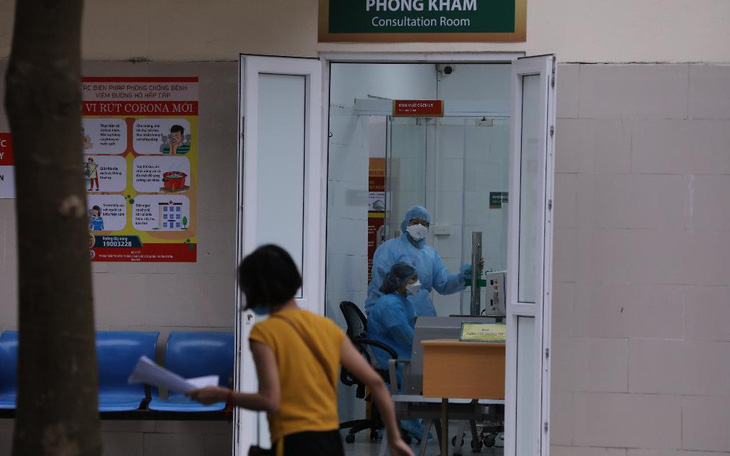 Gần 180 nhân viên y tế Bệnh viện Bạch Mai được gỡ bỏ 