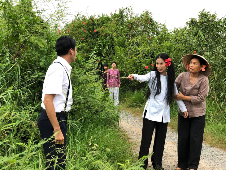 Luật trời: Thấp thoáng chất ngôn tình oan gia ngõ hẹp - Ảnh 3.