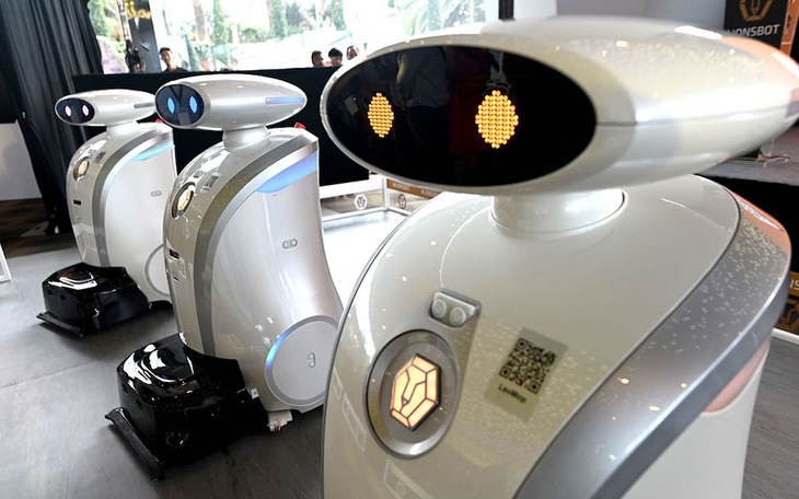 Corona khiến robot thay con người nhanh hơn