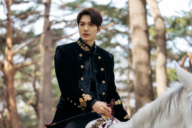 Quân vương bất diệt: Lee Min Ho vừa đẹp trai vừa... nhạt - Ảnh 3.