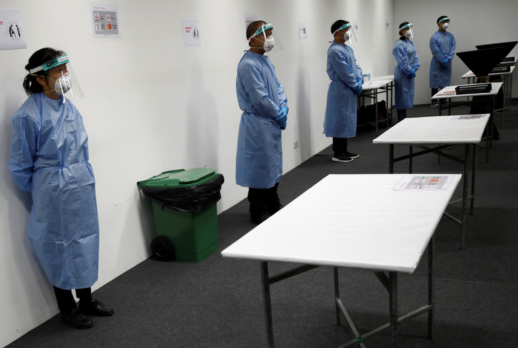 Singapore lập bệnh viện dã chiến hơn 4.000 giường, dùng nhiều robot - Ảnh 8.