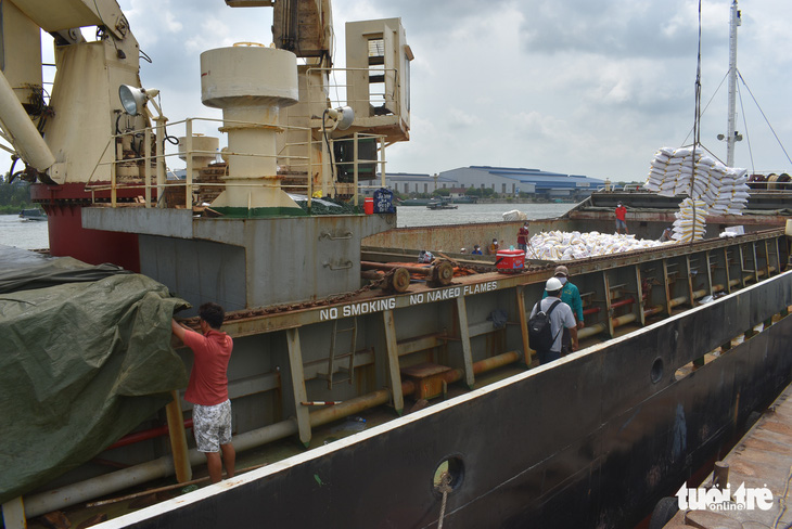 5 tàu sẽ rời cảng Mỹ Thới mang theo hơn 38.000 tấn gạo xuất khẩu - Ảnh 3.