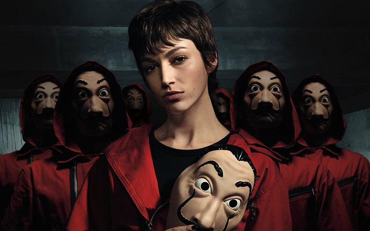 Money Heist: Vụ cướp ngân hàng mà chắc hẳn Albert Einstein là người viết kịch bản?