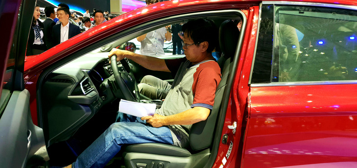 Toyota Việt Nam triệu hồi gần 30.000 xe Camry, Innova, Corolla lỗi nguy hiểm - Ảnh 1.