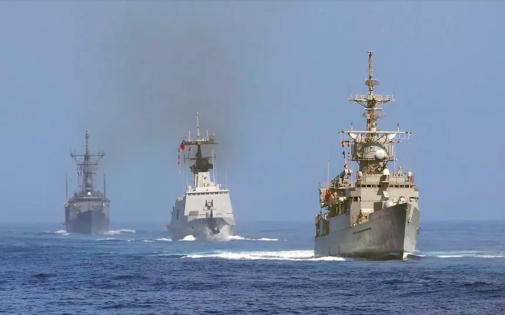 Pháp đáp trả Trung Quốc vụ nâng cấp tàu chiến Đài Loan: 