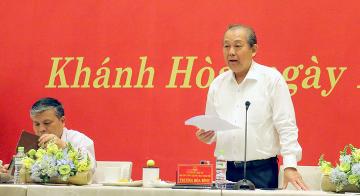 Phó thủ tướng Trương Hòa Bình: Dân đóng thuế trả lương, cán bộ phải phục vụ cho tốt - Ảnh 1.