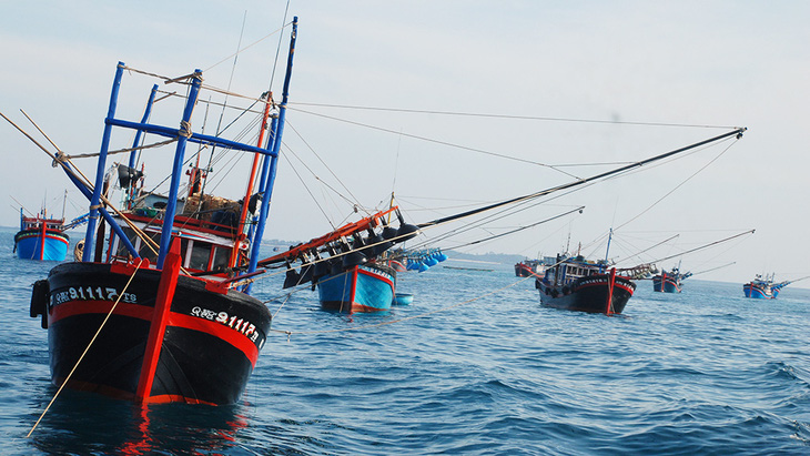 Hội Nghề cá Việt Nam phản đối Trung Quốc cấm đánh bắt cá trên Biển Đông - Ảnh 1.