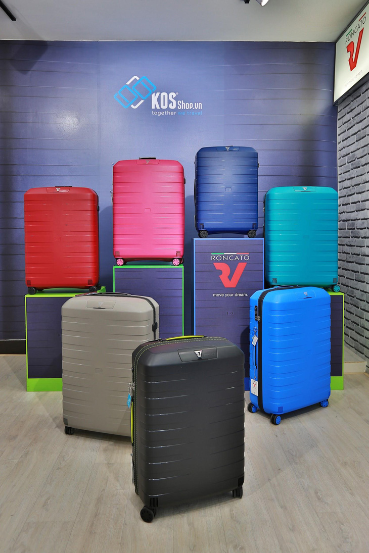 KOS - Hệ thống phân phối vali Made in Italy chính hãng tại Việt Nam - Ảnh 3.