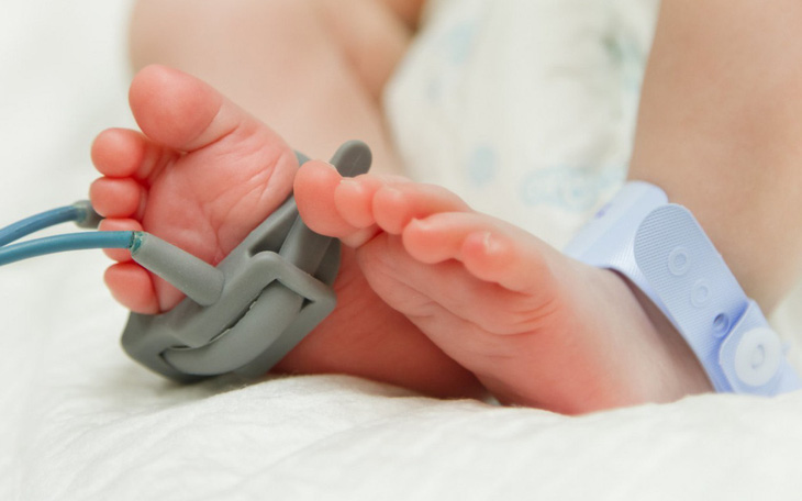 Em bé mắc COVID-19 ngay khi chào đời, ca thứ 3 thế giới