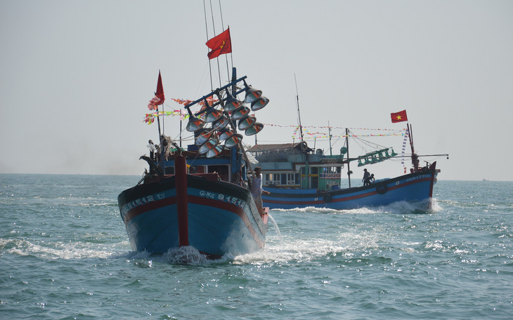 Một tàu cá Quảng Ngãi bị phạt gần 1 tỉ đồng vì ra nước ngoài đánh bắt