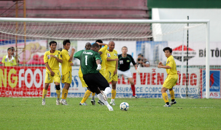 Thăng trầm thủ môn Phan Văn Santos - Ảnh 3.