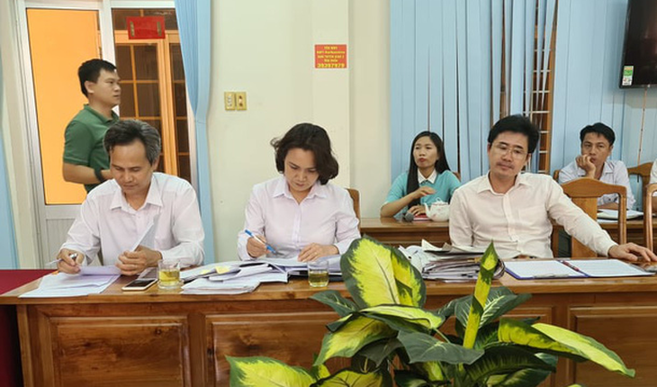 Bị cáo nhảy lầu tự tử sau tuyên án: TAND tỉnh Bình Phước nói hoàn toàn công tâm, vô tư - Ảnh 3.
