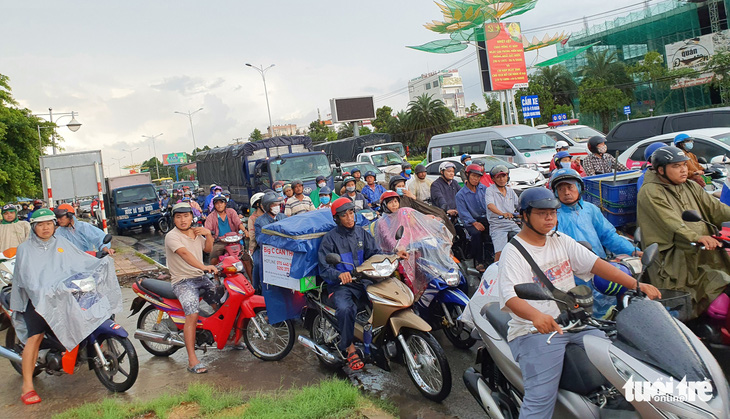 Mưa to cả tiếng, Cần Thơ cũng mênh mông mênh mông - Ảnh 8.