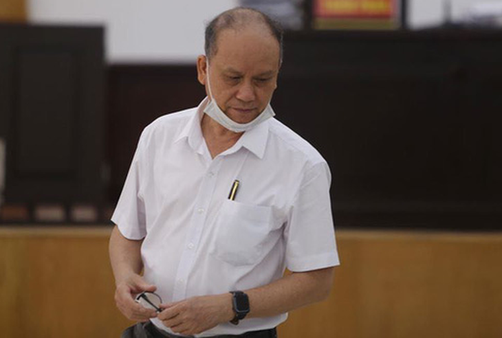 Hai cựu chủ tịch Đà Nẵng và Phan Văn Anh Vũ tiếp tục hầu tòa - Ảnh 1.