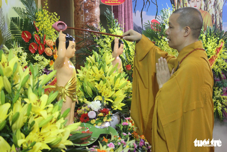 Gửi thông điệp nhân loại phải thức tỉnh dịp lễ Phật đản - Ảnh 3.
