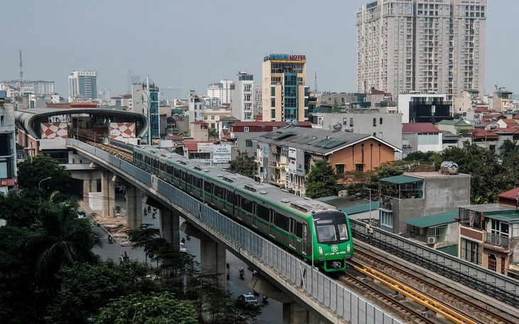 Vì sao hàng loạt các dự án đường sắt đô thị ở Hà Nội, TP.HCM chậm tiến độ?