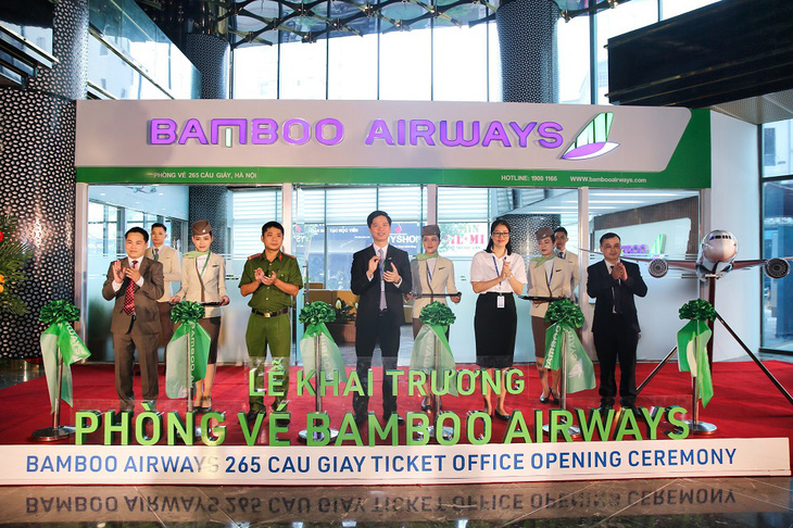 ‘Săn’ vé bay ưu đãi tại lễ khai trương phòng vé Bamboo Airways - Ảnh 1.