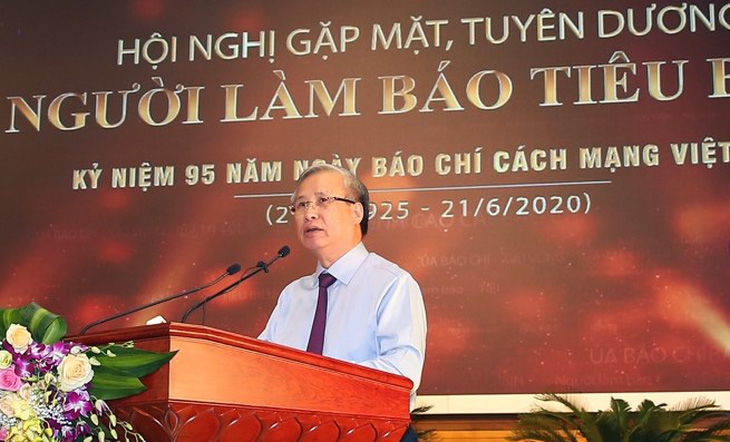 Thủ tướng Nguyễn Xuân Phúc: ‘Báo chí phải phò chính diệt tà’ - Ảnh 1.