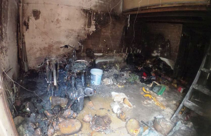 Bắt nghi phạm đốt nhà trọ làm 3 người chết thảm ở Bình Tân - Ảnh 1.