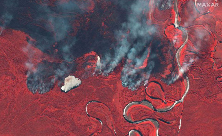 Cháy rừng bất thường ở Bắc Cực, lo khí nhà kính tăng vọt - Ảnh 1.