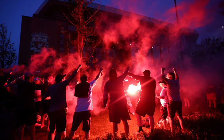 Cầu thủ, CĐV Liverpool 