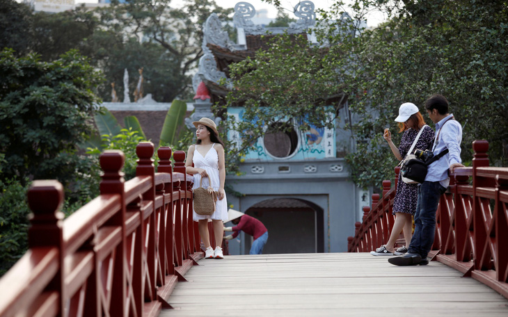 Reuters đánh giá du lịch Việt Nam hồi phục tốt hơn New Zealand