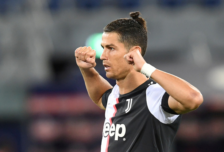 Ronaldo rực sáng, Juventus thắng đậm Lecce - Ảnh 1.