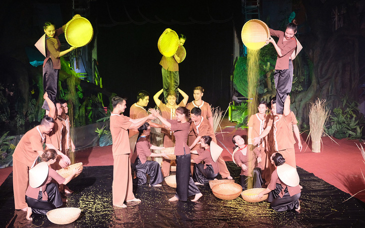 Mekong show kể chuyện phương Nam cho du khách