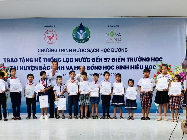 Nước sạch học đường đến với giáo viên, học sinh huyện Bắc Bình, Bình Thuận - Ảnh 3.