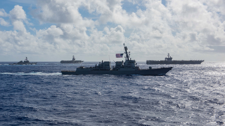 Mỹ, Trung nắn gân nhau bằng tập trận ầm ĩ trên biển - Ảnh 10.