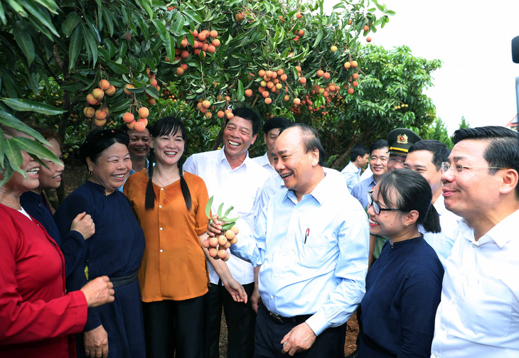 Thủ tướng động viên đoàn xe xuất hành tiêu thụ vải thiều Bắc Giang - Ảnh 3.
