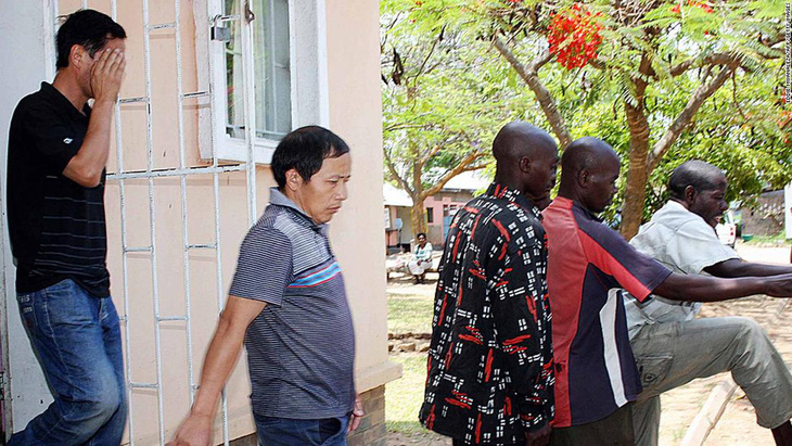 Tâm lý bài Hoa dâng cao ở Zambia, 3 người Trung Quốc bị cướp của, chặt xác - Ảnh 2.
