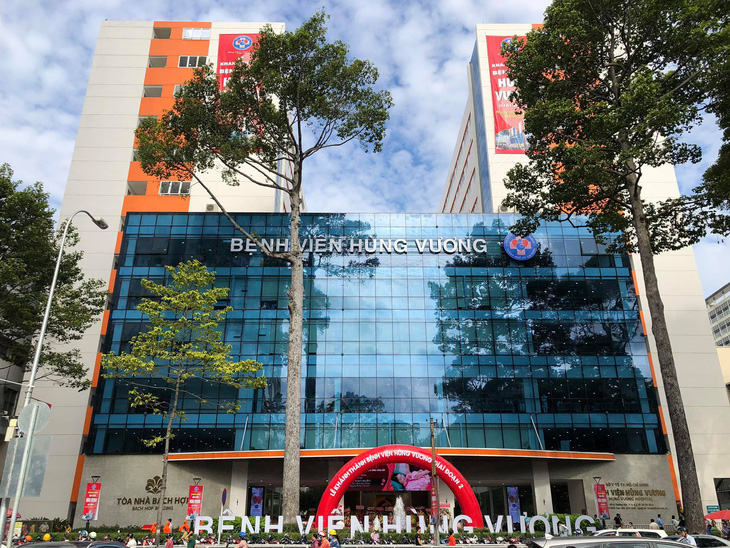Bệnh viện Hùng Vương khánh thành tòa nhà Bách hợp được xây dựng với gần 350 tỉ đồng - Ảnh 1.