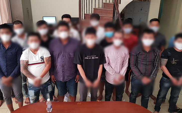 Tạm giữ 36 nghi phạm vụ ‘băng nhóm áo cam’ náo loạn quán ốc Bình Tân